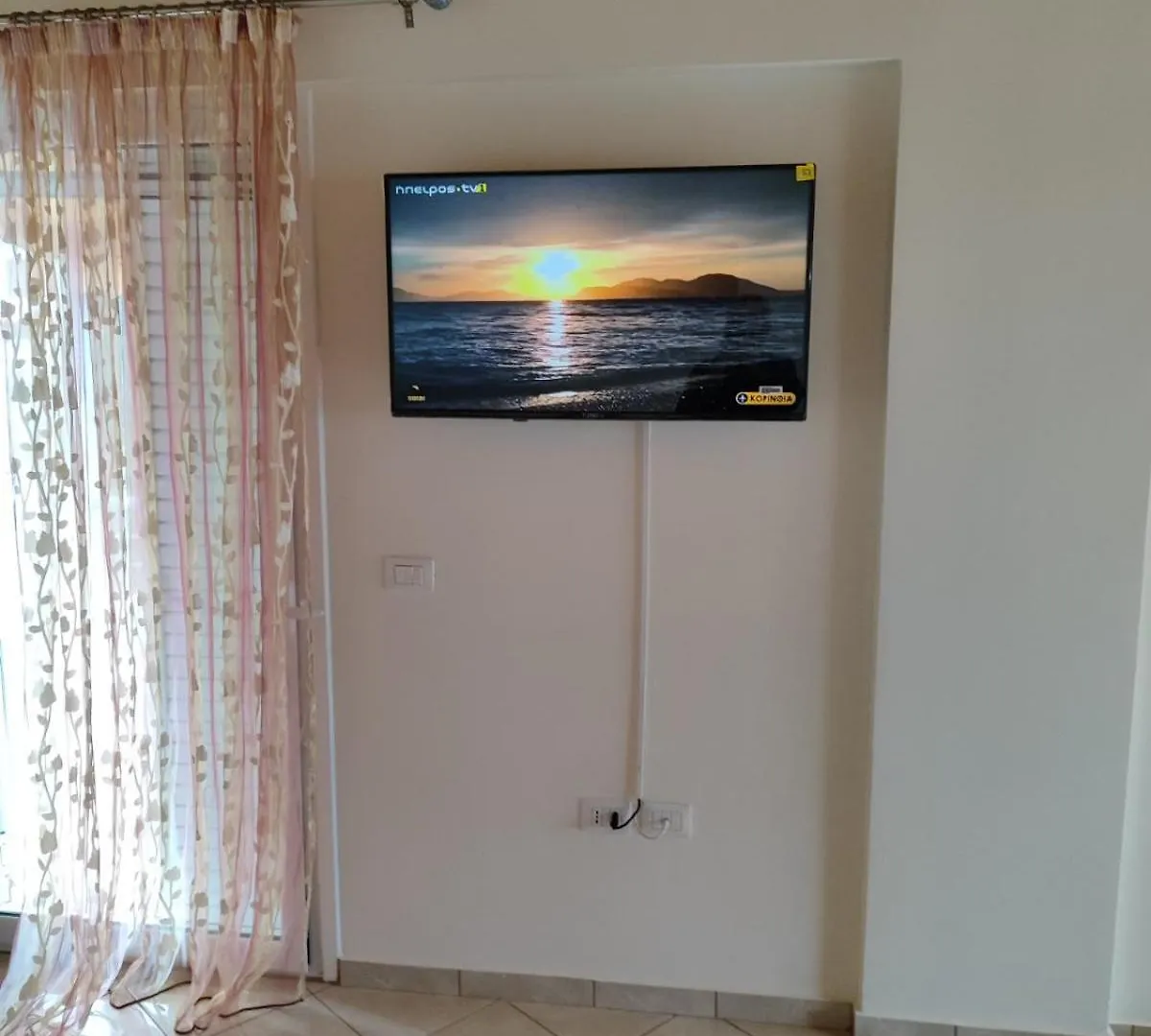 Lucas Apartments Himare Albania