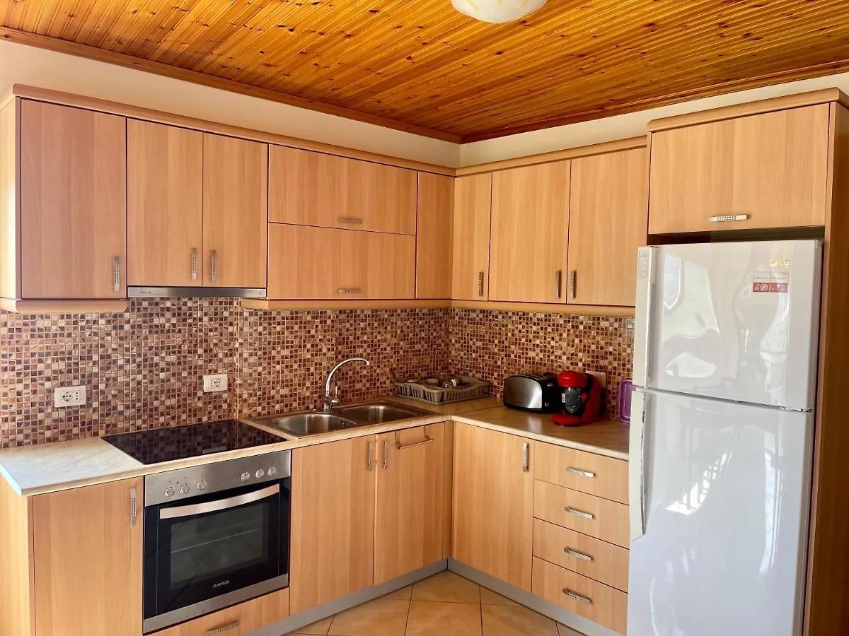 Lucas Apartments Himare