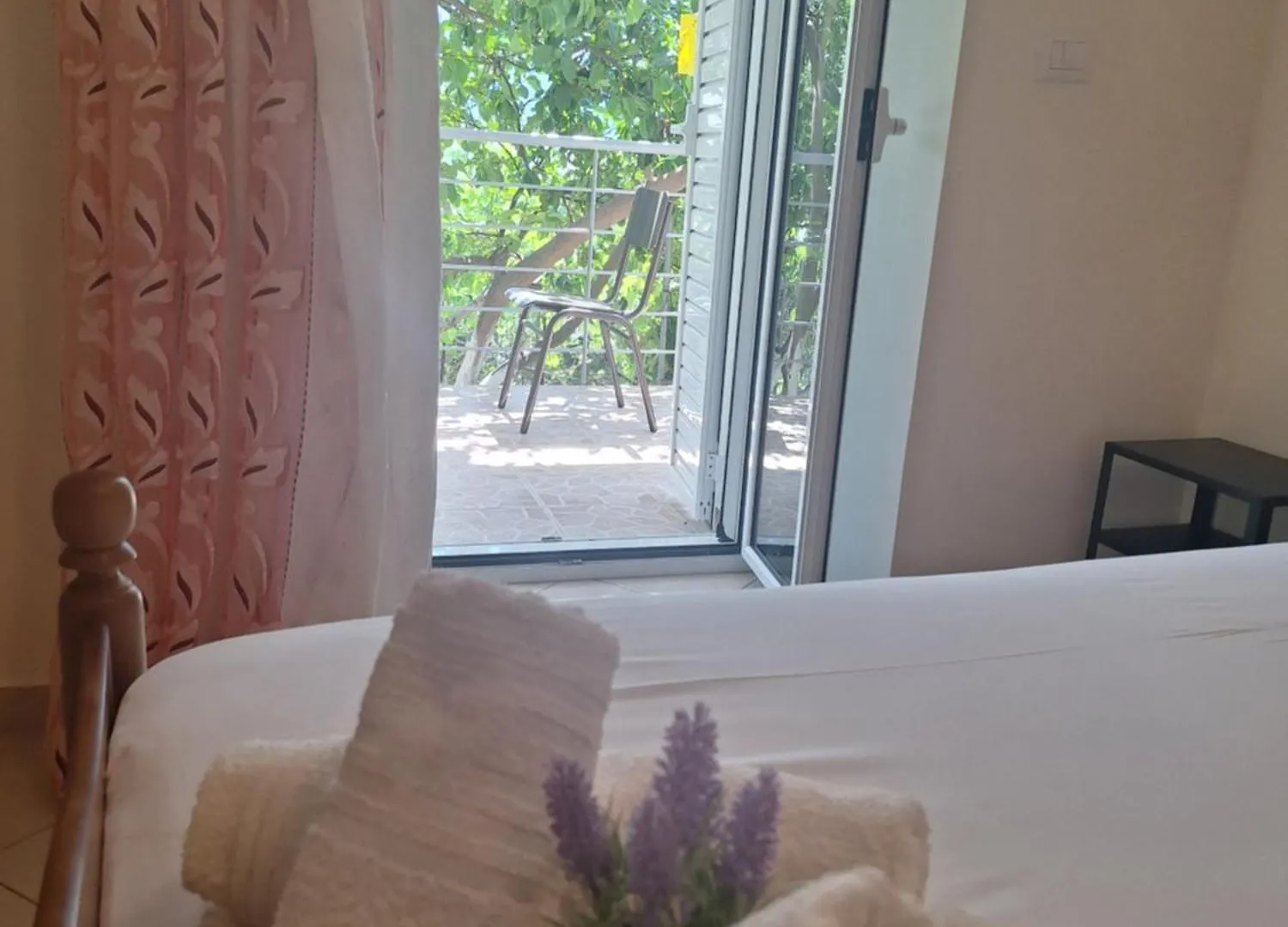 Lucas Apartments Himare Albania